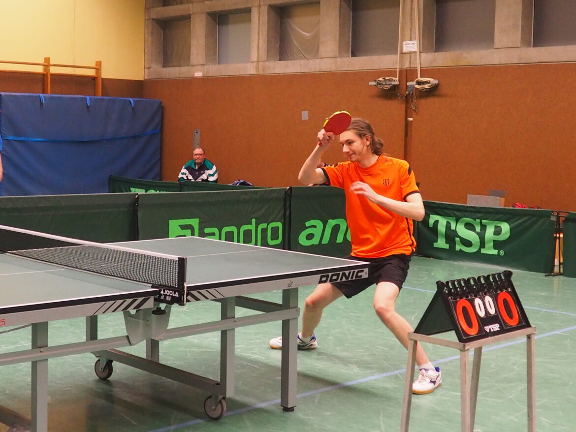 Die 4.Herren bleibt oben dran