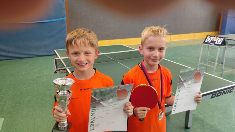 Die Jungen greifen an